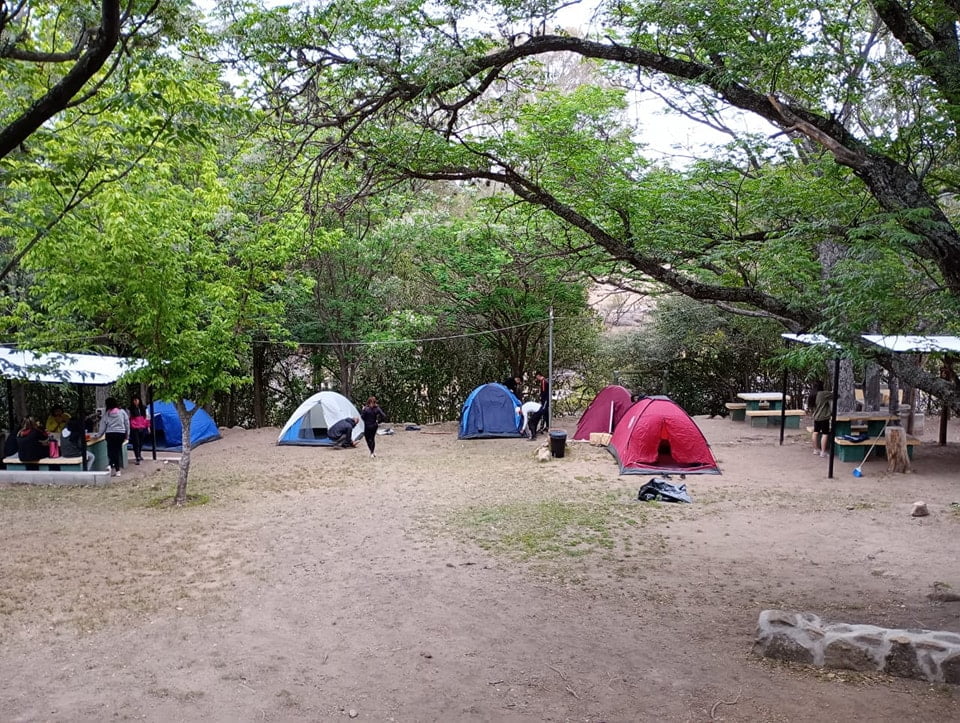 camping-el-apeo-1